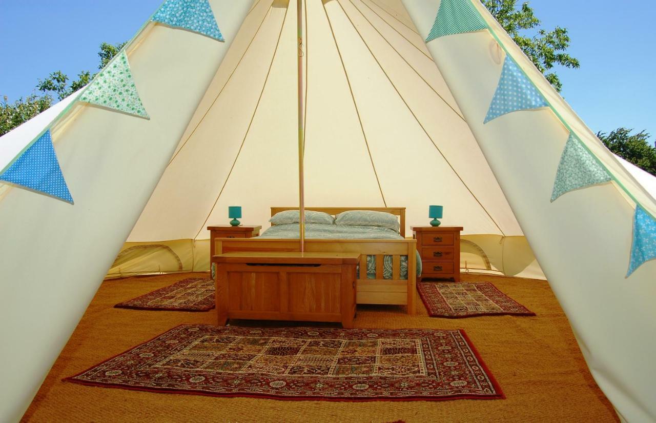 Camping La Foret De Tesse ภายนอก รูปภาพ