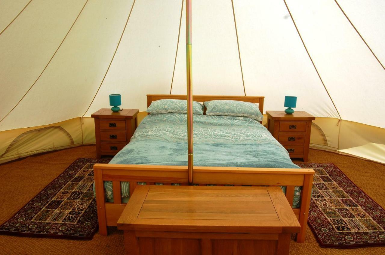Camping La Foret De Tesse ภายนอก รูปภาพ